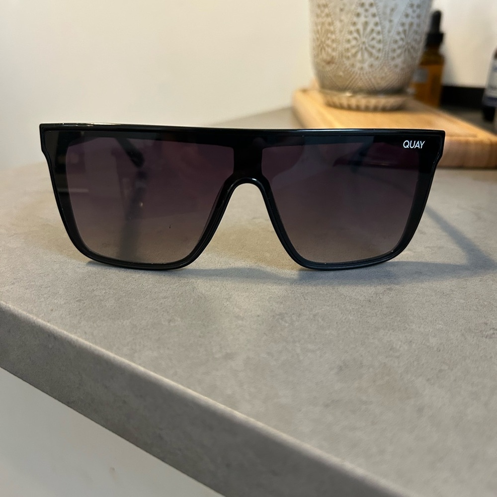 Quay Australia Black Sunglasses
